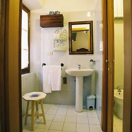 San Francesco 3* Buti